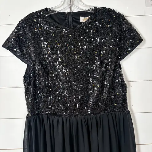 Boohoo  Black Sequin Chiffon Cap Sleeve Formal Maxi Dress, NEW Size 10 MSRP $129