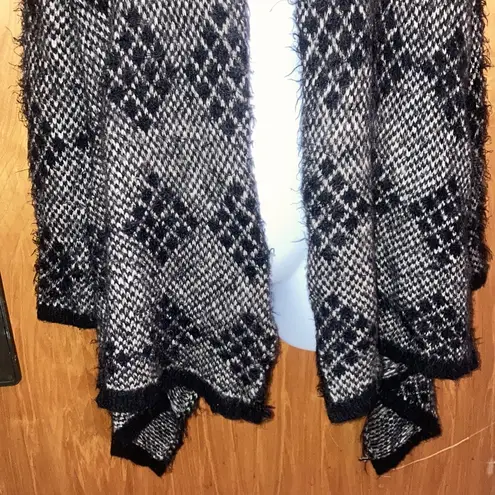 BCBGMAXAZRIA Cozy Fuzzy BCBG Maxazria Waterfall Cardigan Size S/M