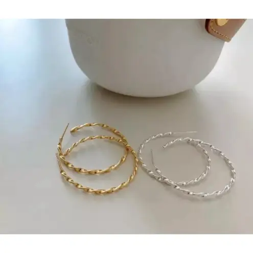 Boutique Beautiful Twist 14k Gold Plated Sterling Silver Hoop Earrings,‎ 4.2cm