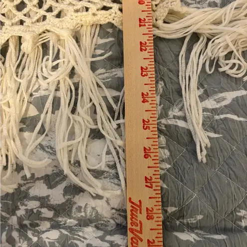 Kirra Cream Asymmetrical Cap Sleeve Blouse