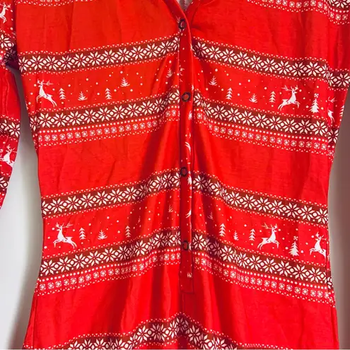 Yandy Red Reindeer Festive Print Romper Sleepwear Button Up Medium Holiday Pj’s