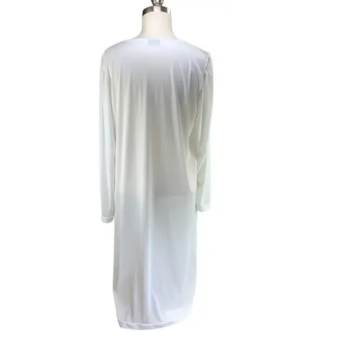 Vanity Fair | Medium | VINTAGE Embroidered Satin Button Robe Lingerie Night Gown