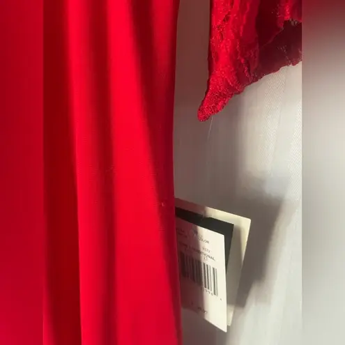 Julian Taylor New York Red Floral Lace Sleeve Dress. NWT!! Size 12.