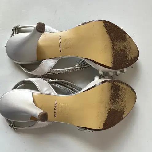 Michaelangelo Donatella Brivory Heeled Sandals Size 7.5M White Crystals Strappy