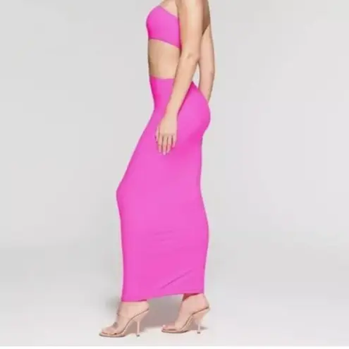 SKIMS NWT  FITS EVERYBODY CUTOUT LONG DRESS IN LIMITED EDITION NEON PINK 4X