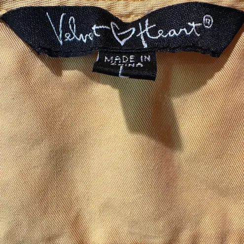 Velvet Heart wrap top women’s L golden yellow