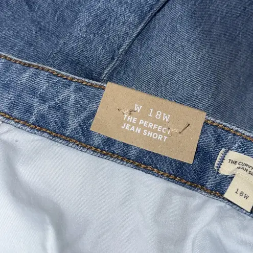 Madewell NWT  The Plus Curvy Perfect Vintage Jean Short in Swanset Wash 18W