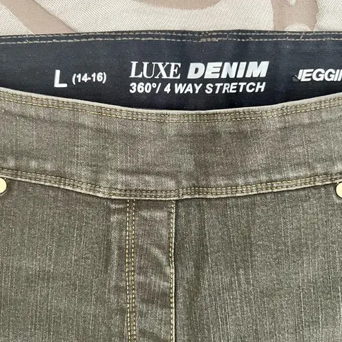 Peter Nygard Nygard Brown Khaki Denim High Rise
Size Large
Jeggings Jean. Pre loved