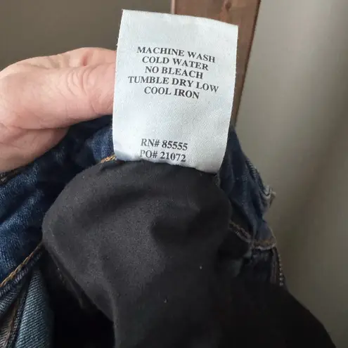 Studio Blue Women’s Mid-Rise Skinny Jeans Dark Wash Slightly Distressed Size 30