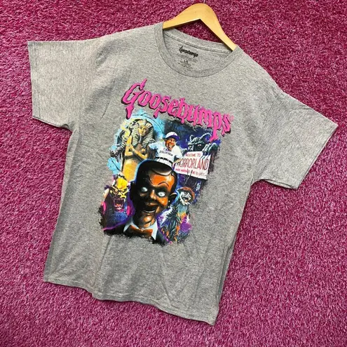 Goosebumps RL Stine Horror Series Cover Art Collage Tee L