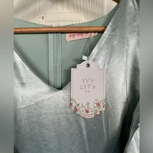 BNWT Ivy City Callie Dress in Sage Satin Green Size 18W