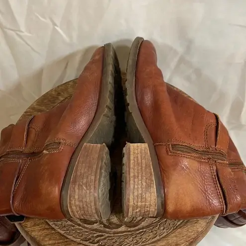 Women’s Fabianelli tall brown moto boots 6