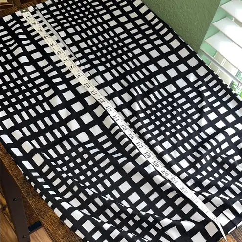 Vintage Black and White Checkered Women's Stretchy Skirt Size M