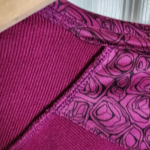 Reebok  Zip-Up Hoodie Fitted Sweatshirt Running Sport Jacket Purple Black Size L