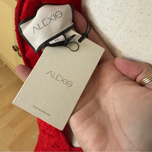 Alexis Fala Lace Midi Dress in Red Lace Holiday Midi Size Small NWT