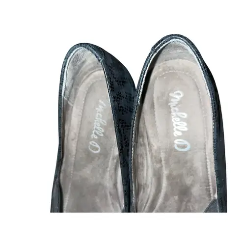 Michelle D Shoes Womens 8 Used Black Snake Skin Texture Wedge