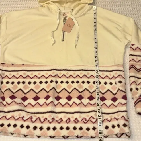 Como vintage NEW! Fleece Hoodie Sweatshirt Size M Ivory Pink Purple Geometric