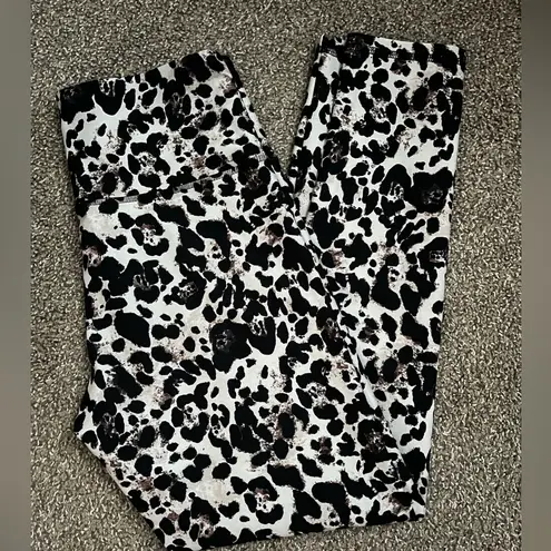 Balance Collection aka Marika High Rise Tummy Control Legging Sz L Leopard Print