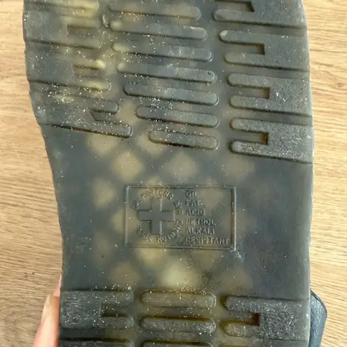 Dr. Martens  Black Gryphon Quad Sandals Pisa Leather Women’s Size 7