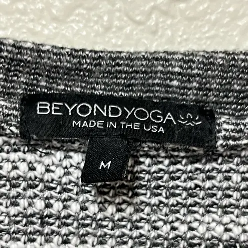 Beyond Yoga  Asymmetrical Long Sleeve Top Size Medium