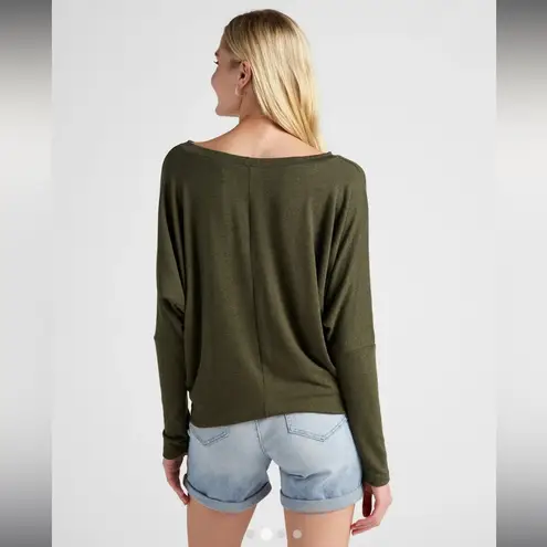 Wantable Hacci Dolman Top Olive XL Green
