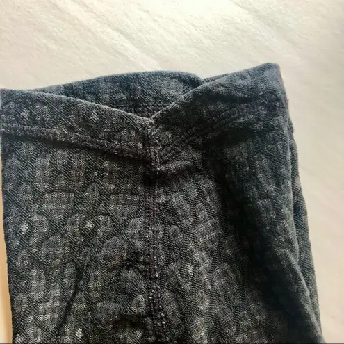 prAna Women’s Size Small Black Geometric Patterned Textured Yoga Leggings