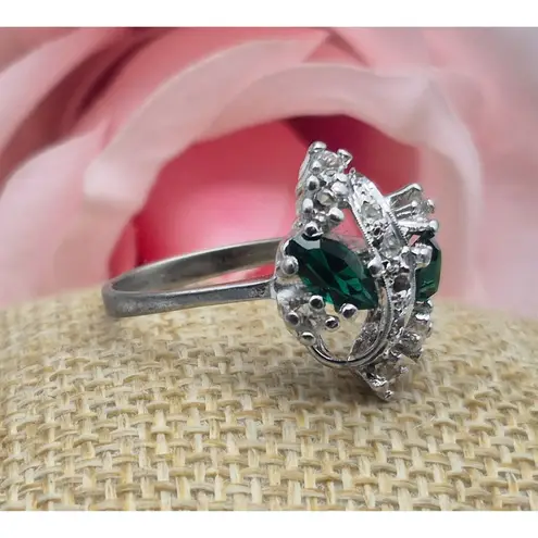 None Cocktail Ring Silver Tone Clear Crystal & Green Marquise Fashion Jewelry Size 8