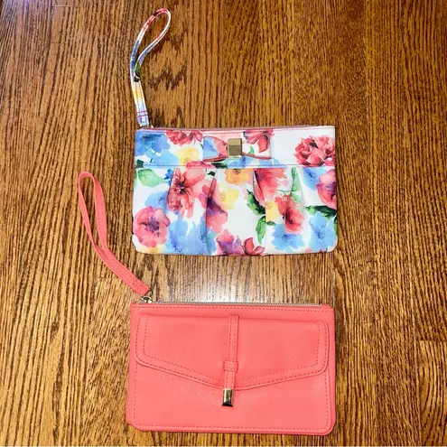 Set of 2 Coral and Floral Print Wristlet Bags / Purses / Wallet NWOT Pink