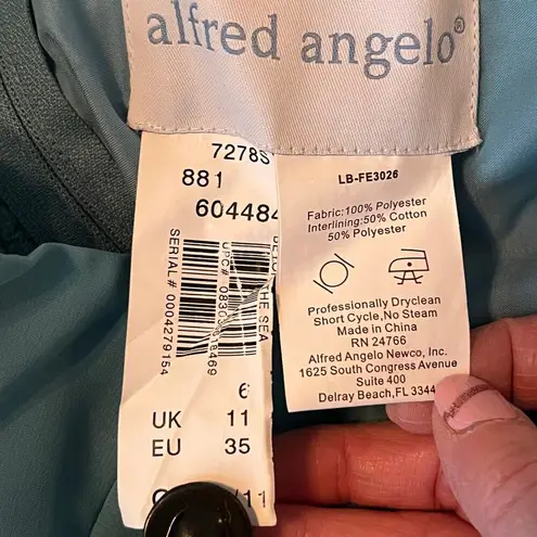 Alfred Angelo seafoam green short crinkle chiffon dress Size 6