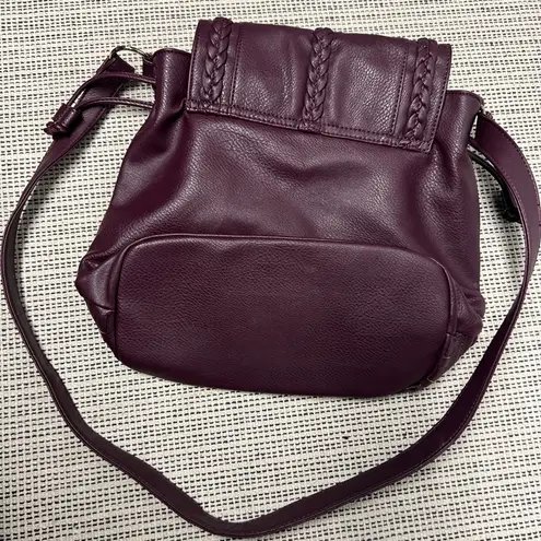 JustFab Colby Shoulder/CrossBody Bag Purse Plum purple faux leather braided detail