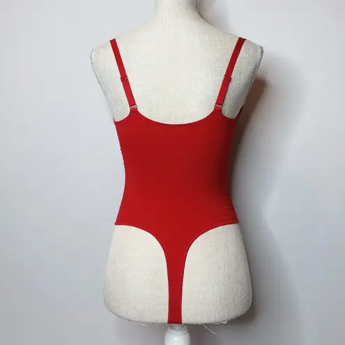 SKIMS Seamless Sculpt Lace Thong Bodysuit