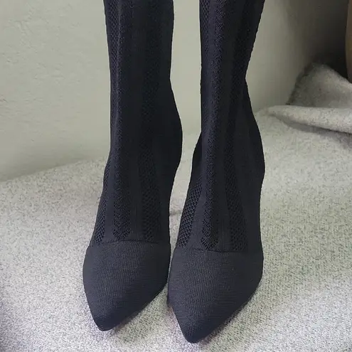 Catherine Malandrino Black Heeled Boots Sleek Design Size7.5