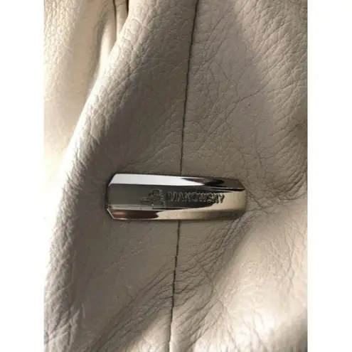 B Makowsky cream leather shoulder bag