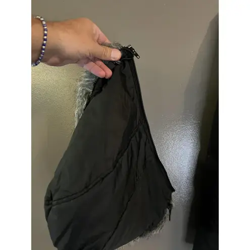 Larry Levine Down Jacket Womens Medium Black Hooded Faux Fur Removable Hood Coat