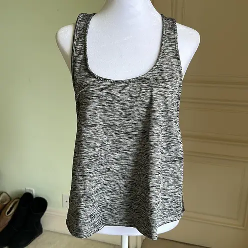Vimmia Dark Grey Twist Back Athletic Workout Tank Top Size Medium