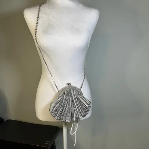 VTG Franchi Silver Pleated Clutch Evening Bag Chain Strap Embellished