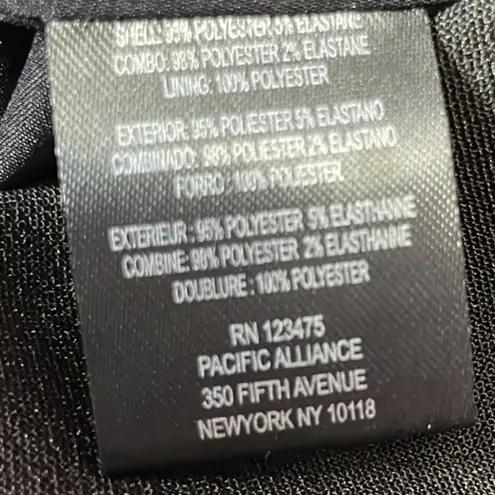 Tahari - Women’s Black Jumpsuit V Neck Size 0P