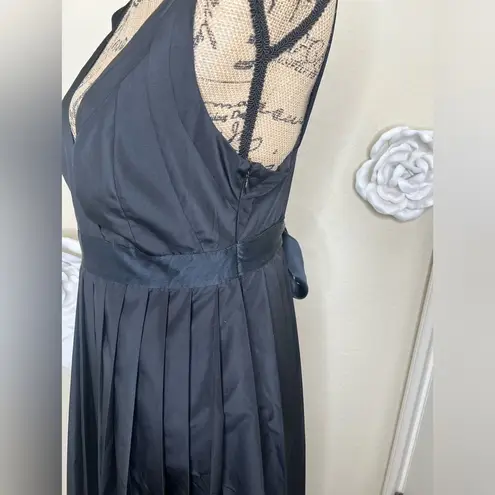 The Limited NTM: Empire Waist Pleated Accordion Skirt Black Midi Dress Sz 10