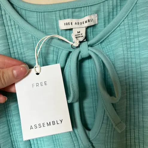 Free Assembly Blue Short Sleeve Blouse Size M