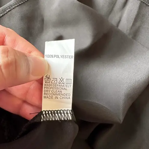 Women's Plus Solid Black Scoop Neck Short Sleeve Flowy Top Size 5X