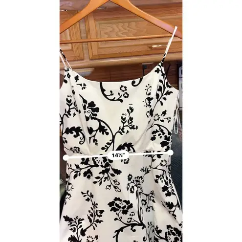 Jessica Howard Black and White Floral Fit-and-Flare Dress - Size 12 - NWT