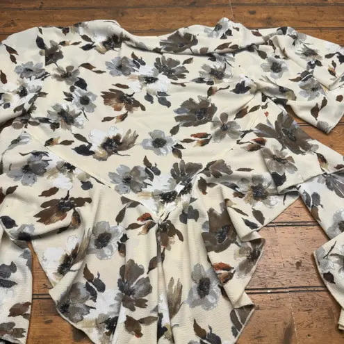 BKE Boutique Floral Kimono Cardigan Lightweight Boho Women's S Brown