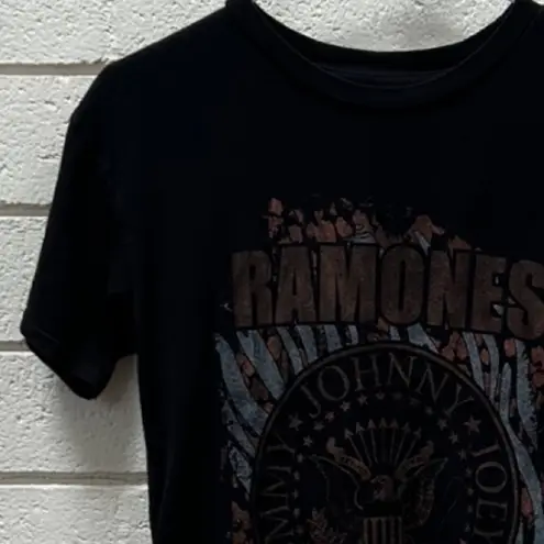 Ramones  Black Band Tee XS