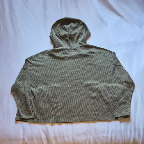 89th & Madison Textured Olive Green Oversized Hoodie Size Medium - Image 5