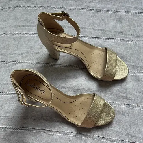 Life Stride “Avery” Gold Heeled Sandals