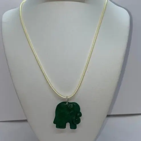 Handmade Cream Wax Green Elephant Necklace