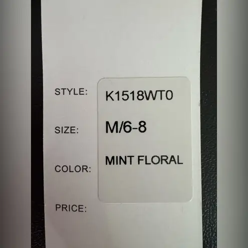 Unique Vintage Floral Women's Top - Multicolor 💐🩵🌸