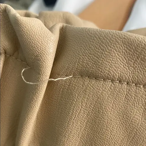 Sincerely Jules Size Extra Small XS Women's Tan Vegan Leather Shorts NWT