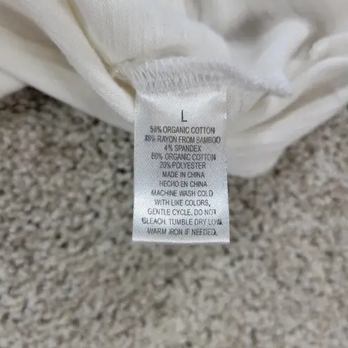 Earth Yoga Womens Top L White Lace Mesh Trim V Neck Capped Short Sleeve NEW Size L