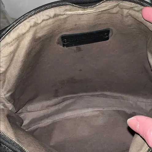 Bottega Veneta Black Intrecciato Clutch Bag / Makeup Case - piping breakthrough